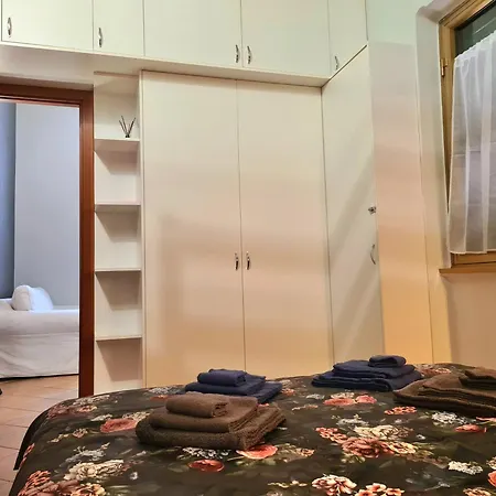 Roma Guest Houses