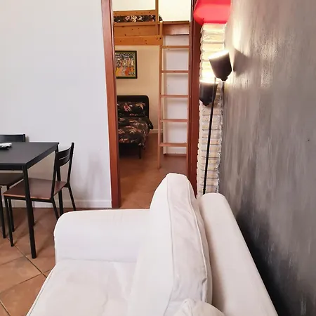 Roma Guest Houses