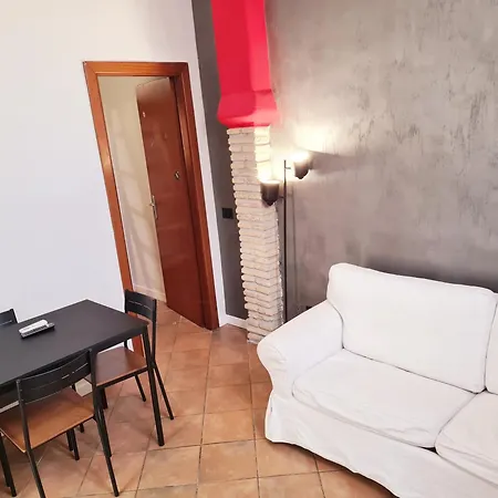 Roma Guest Houses *